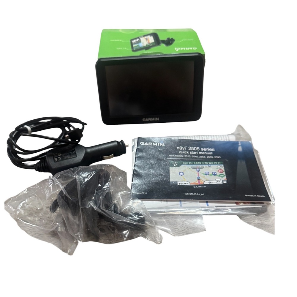Garmin nuvi 50LM 5-inch Portable GPS Navigator with Lifetime Maps Black - Picture 5 of 8